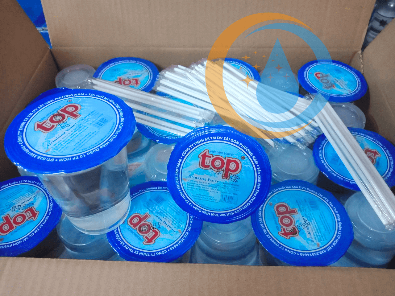 Thùng nước suối đóng ly Top 230ml kèm ống hút chính hãng giá rẻ